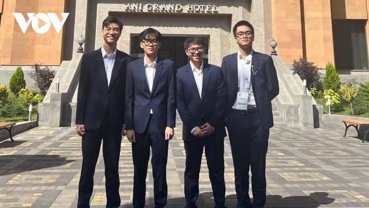 Four Vietnamese students win medals at International Biology Olympiad